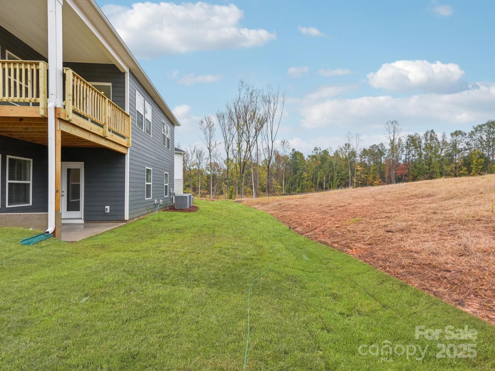 Single Family Residence at 712 Palmer Pendleton Way, York, photo 32 of 36