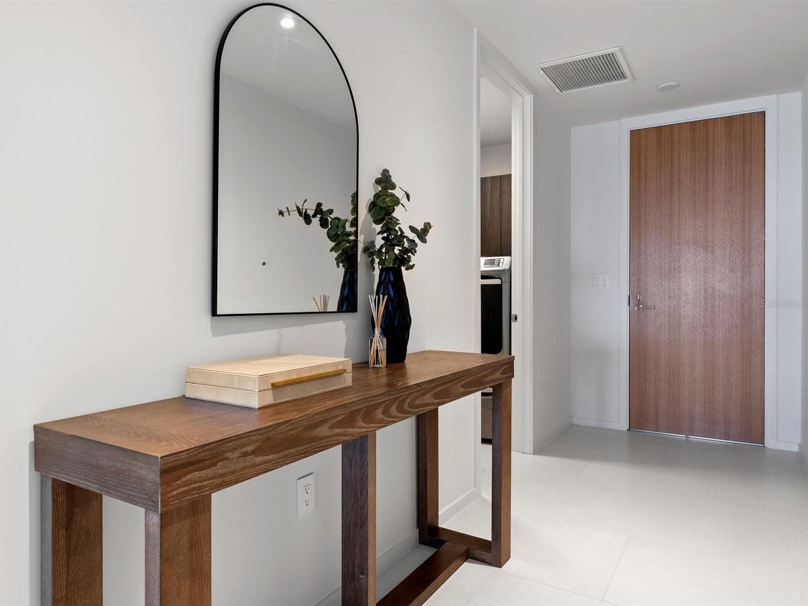 Unit 103 Entry Foyer - 1020 SUNSET POINT RD #103, CLEARWATER