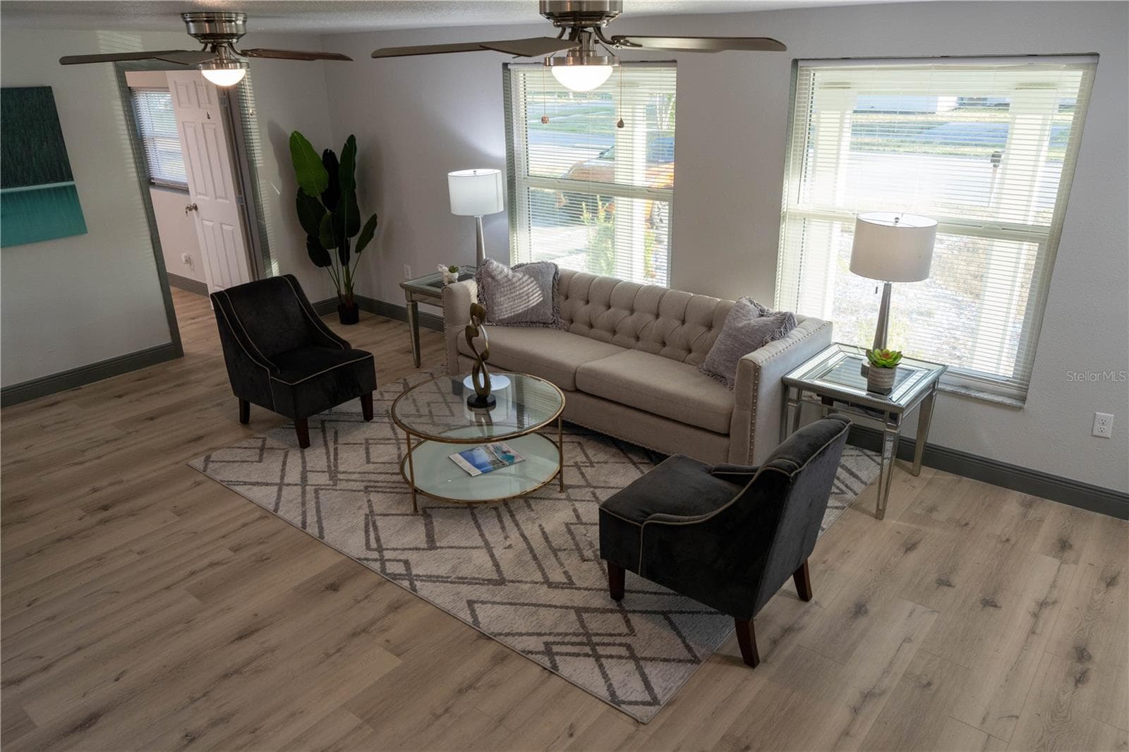 Single Family Residence at 2908 EDENWOOD ST, CLEARWATER, photo 5 of 34