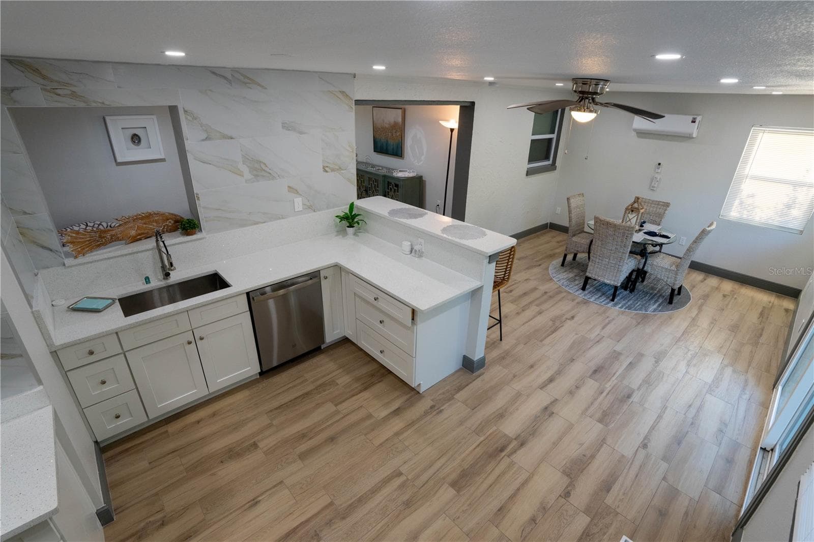 Single Family Residence at 2908 EDENWOOD ST, CLEARWATER, photo 11 of 34