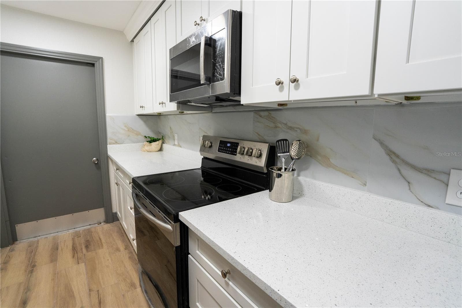 Single Family Residence at 2908 EDENWOOD ST, CLEARWATER, photo 14 of 34