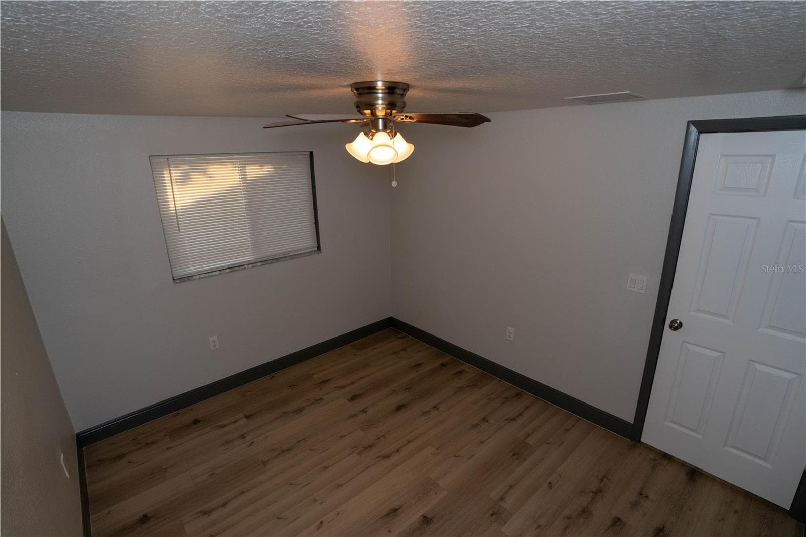 Single Family Residence at 2908 EDENWOOD ST, CLEARWATER, photo 22 of 34
