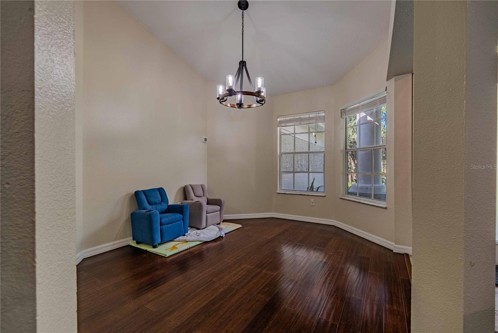 Single Family Residence at 14214 CINNAMAN LN, WEEKI WACHEE, photo 7 of 59