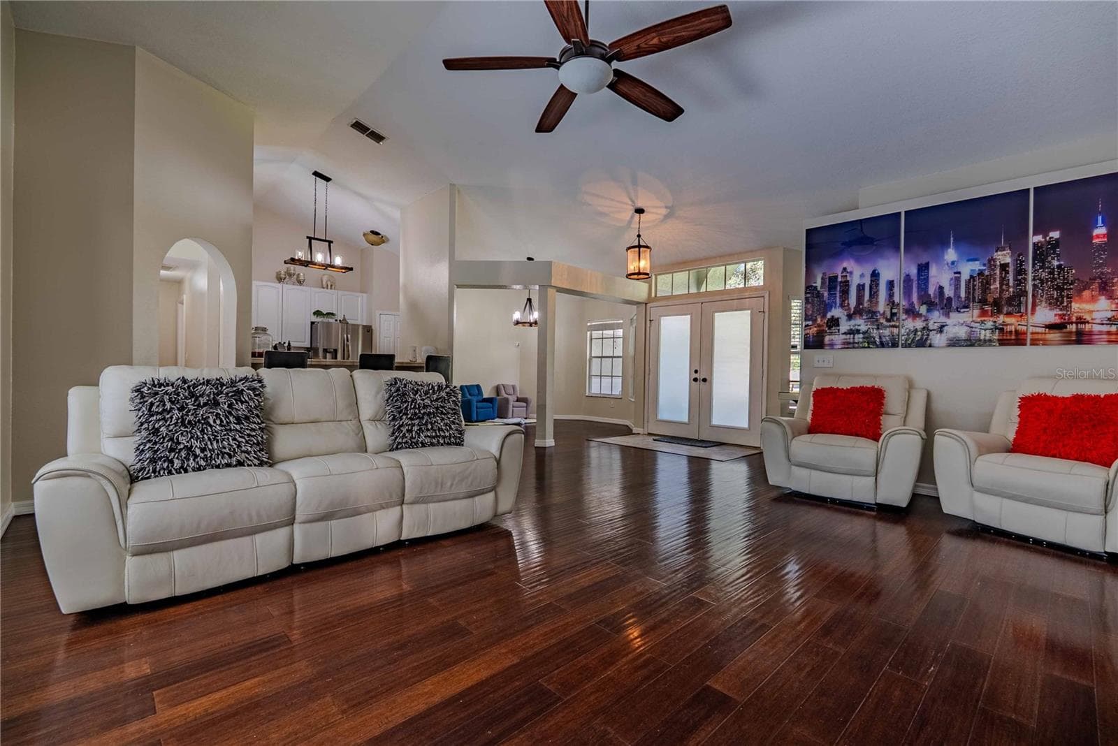 Single Family Residence at 14214 CINNAMAN LN, WEEKI WACHEE, photo 11 of 59