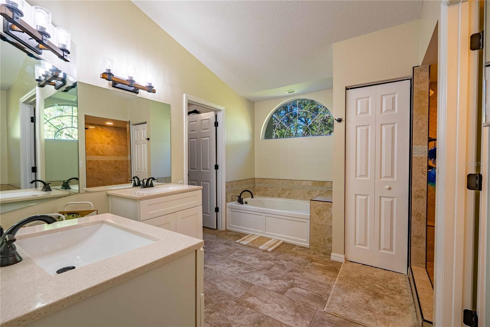 Single Family Residence at 14214 CINNAMAN LN, WEEKI WACHEE, photo 16 of 59