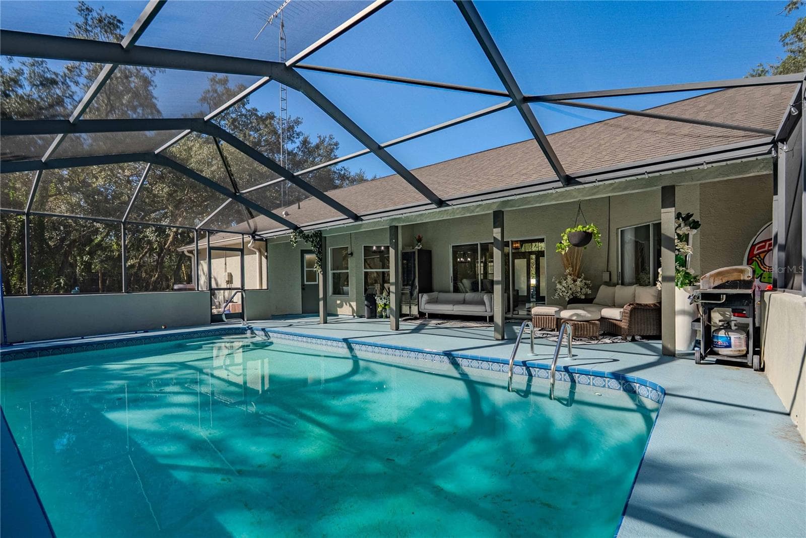 Single Family Residence at 14214 CINNAMAN LN, WEEKI WACHEE, photo 3 of 59