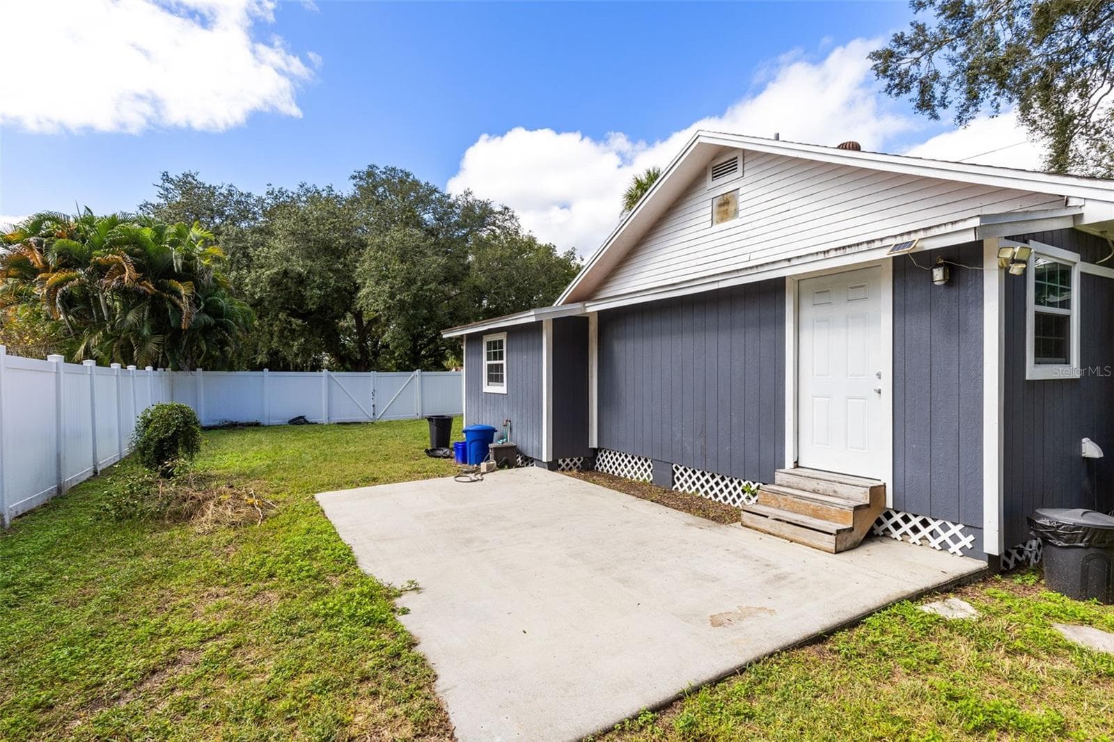 Single Family Residence at 701 E 25TH ST, SANFORD, photo 20 of 28