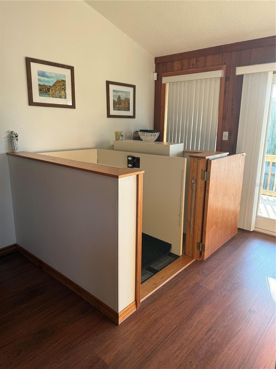 Single Family Residence at 13825 SAN JUAN AVE, HUDSON, photo 12 of 40