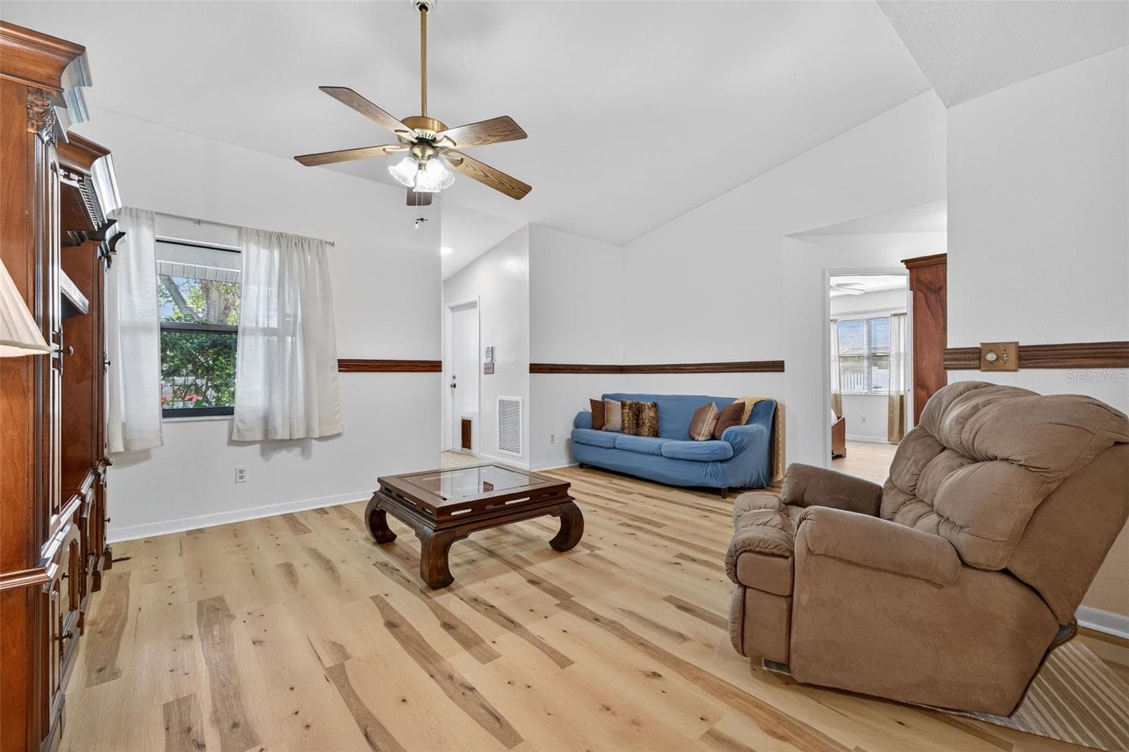 Single Family Residence at 7016 2ND ST N, ST PETERSBURG, photo 4 of 31