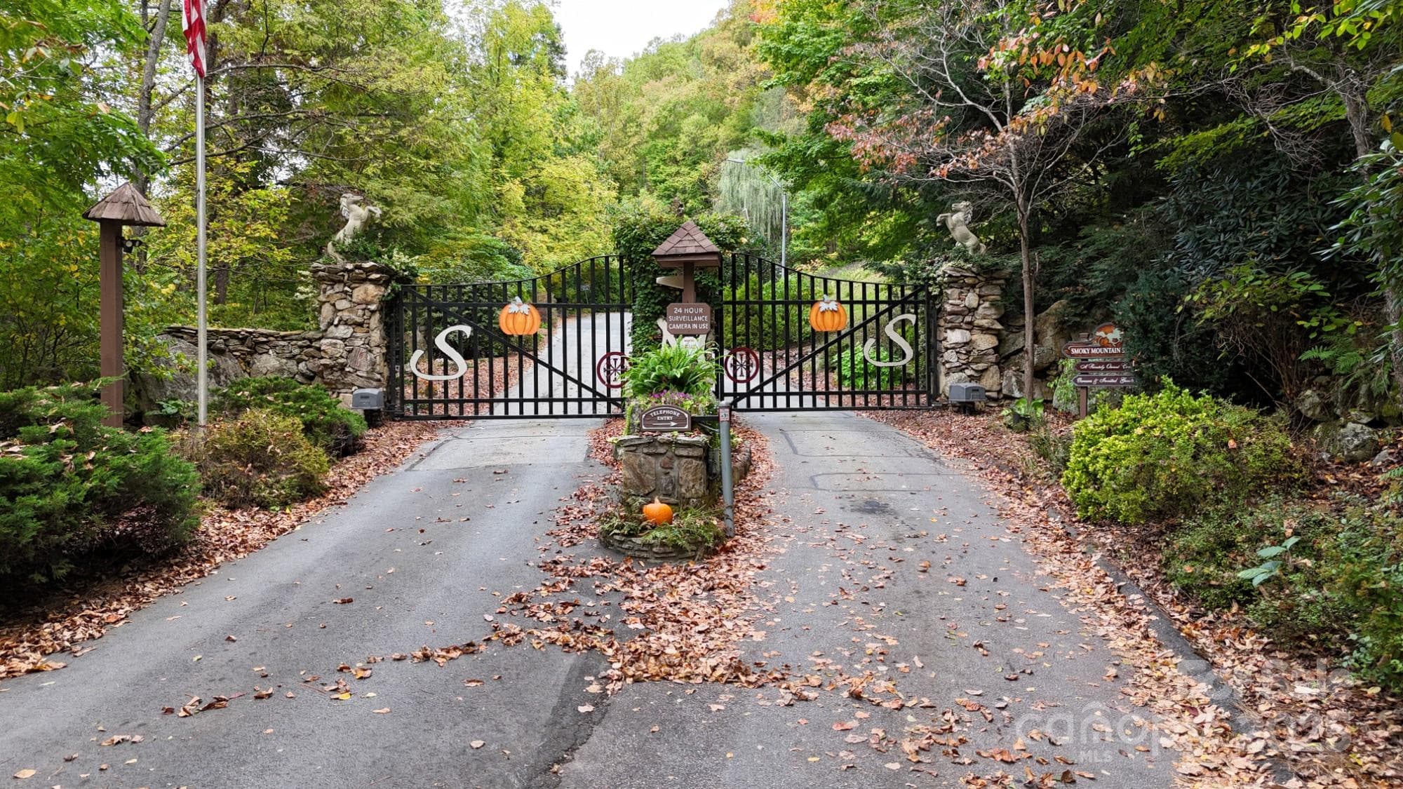 Single Family Residence at Waynesville, photo 12 of 43