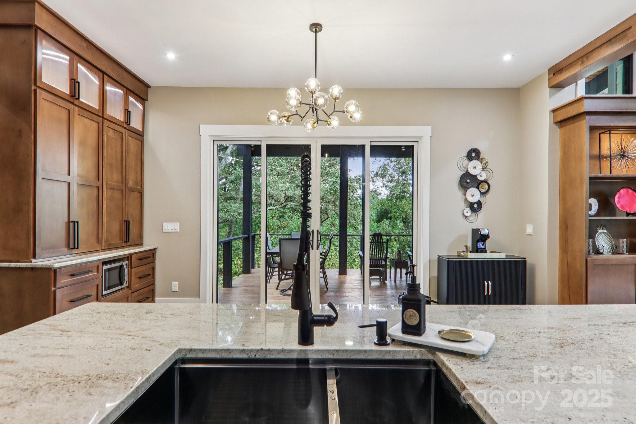 Recent build by Valencia example of finish quality - Waynesville