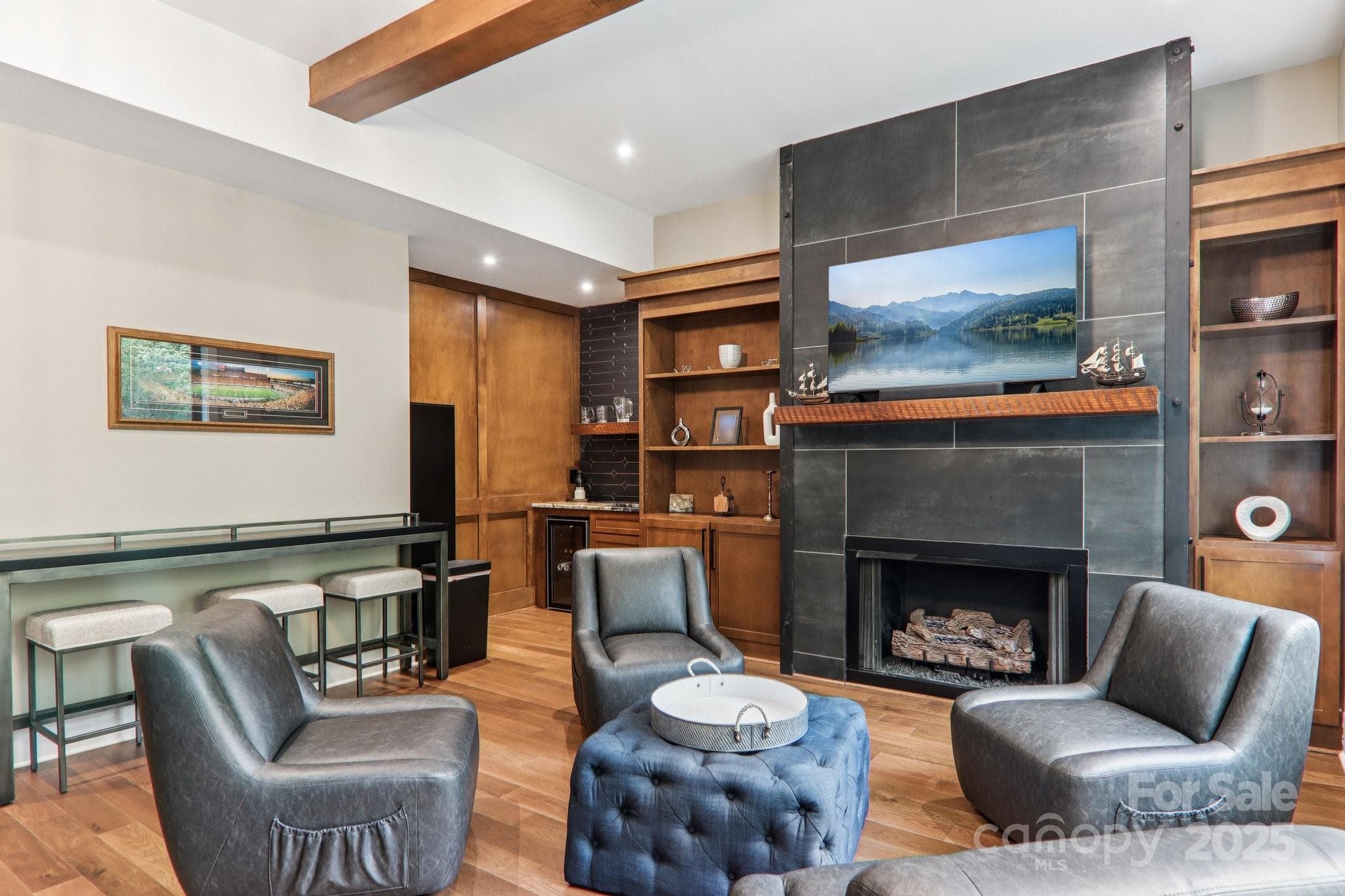 Recent build by Valencia example of finish quality - Waynesville