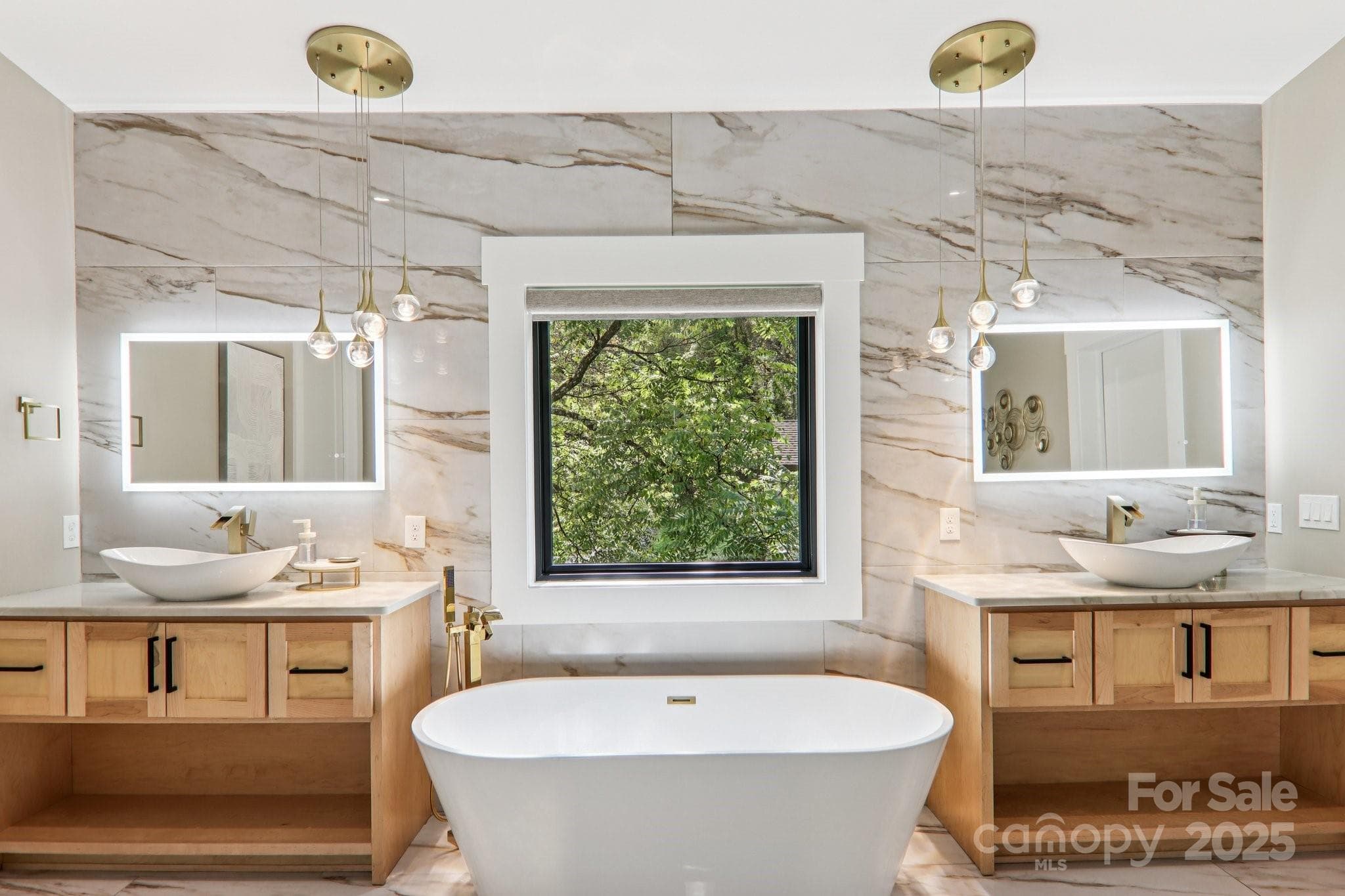 Recent build by Valencia example of finish quality - Waynesville