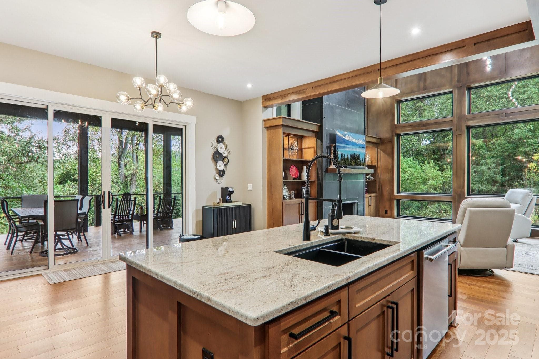 Recent build by Valencia example of finish quality - Waynesville
