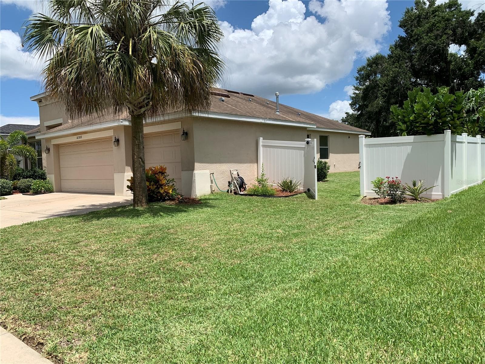 Single Family Residence at 10308 HOLLAND RD, RIVERVIEW, photo 3 of 66
