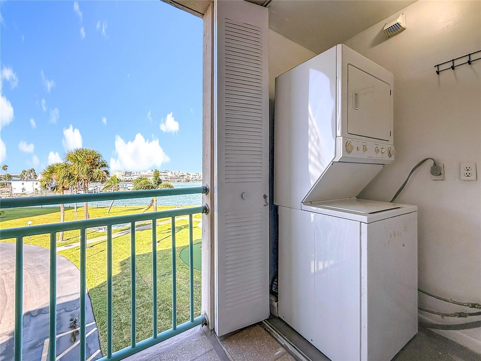 Condominium at 1 KEY CAPRI #201E, TREASURE ISLAND, photo 22 of 100