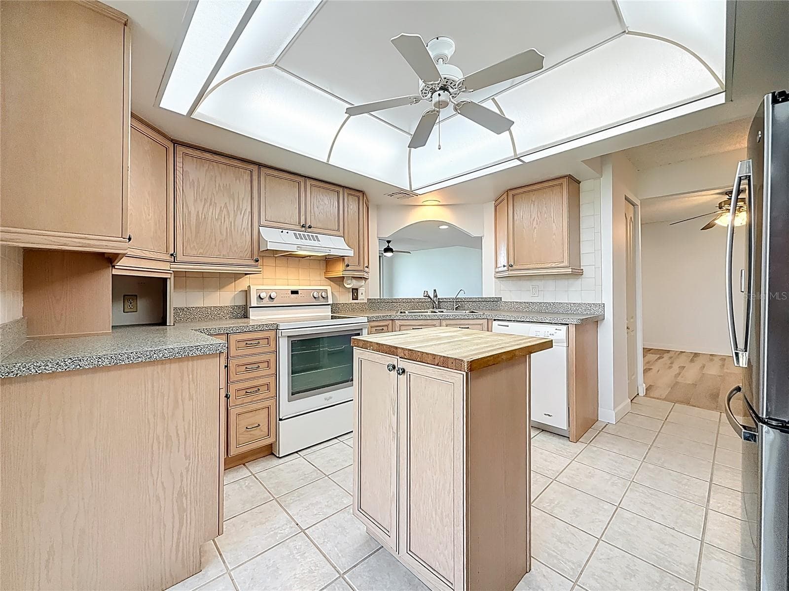 Condominium at 1 KEY CAPRI #201E, TREASURE ISLAND, photo 28 of 100