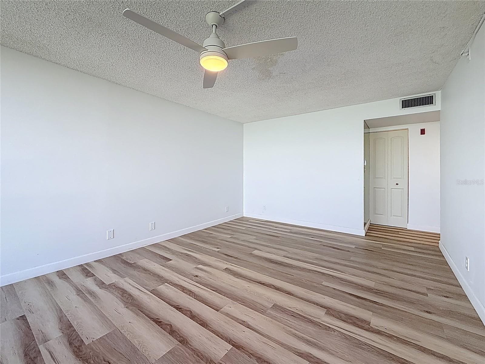 Condominium at 1 KEY CAPRI #201E, TREASURE ISLAND, photo 57 of 100