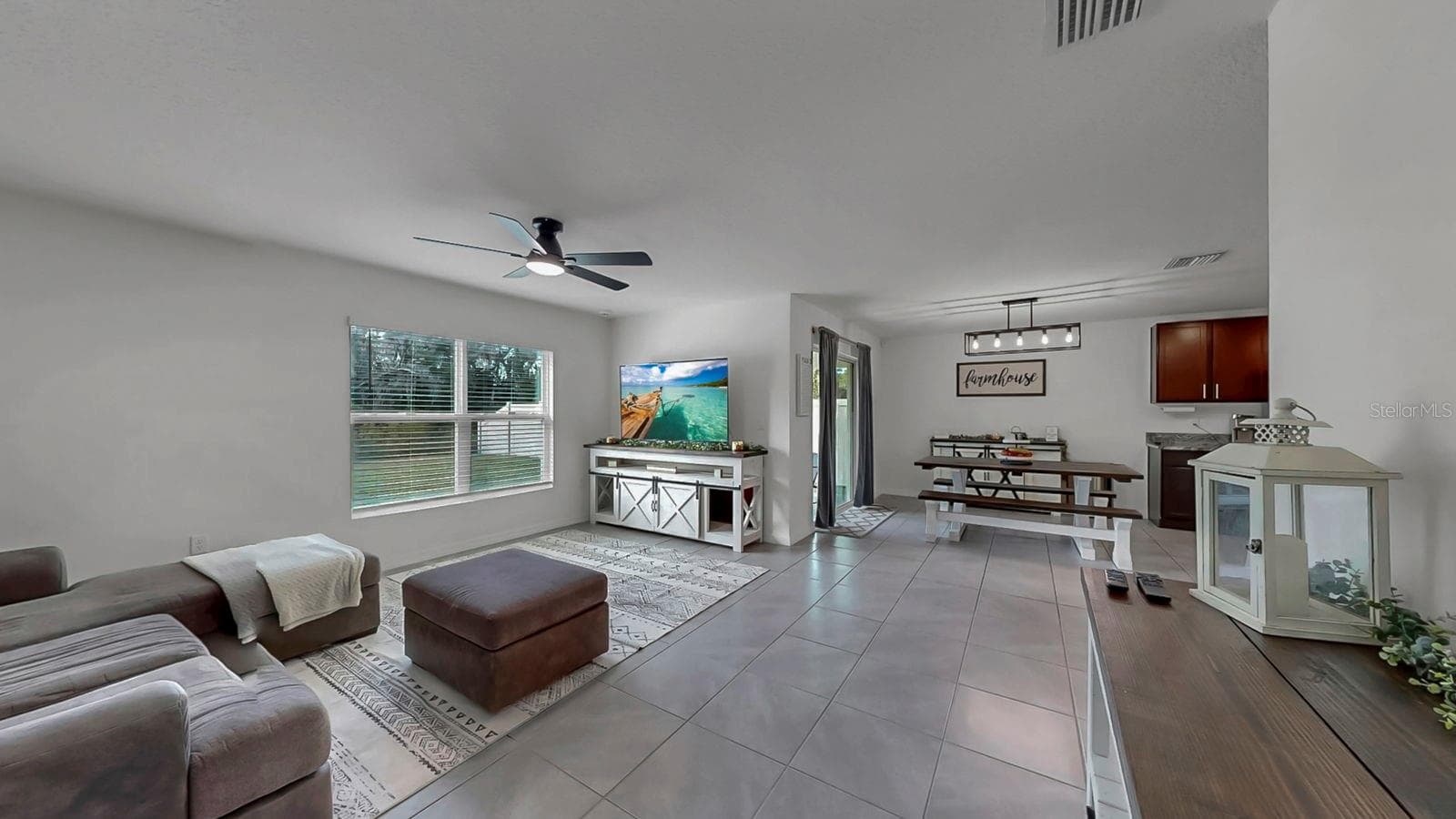 Single Family Residence at 3281 SILVER DATE DR, WIMAUMA, photo 7 of 51