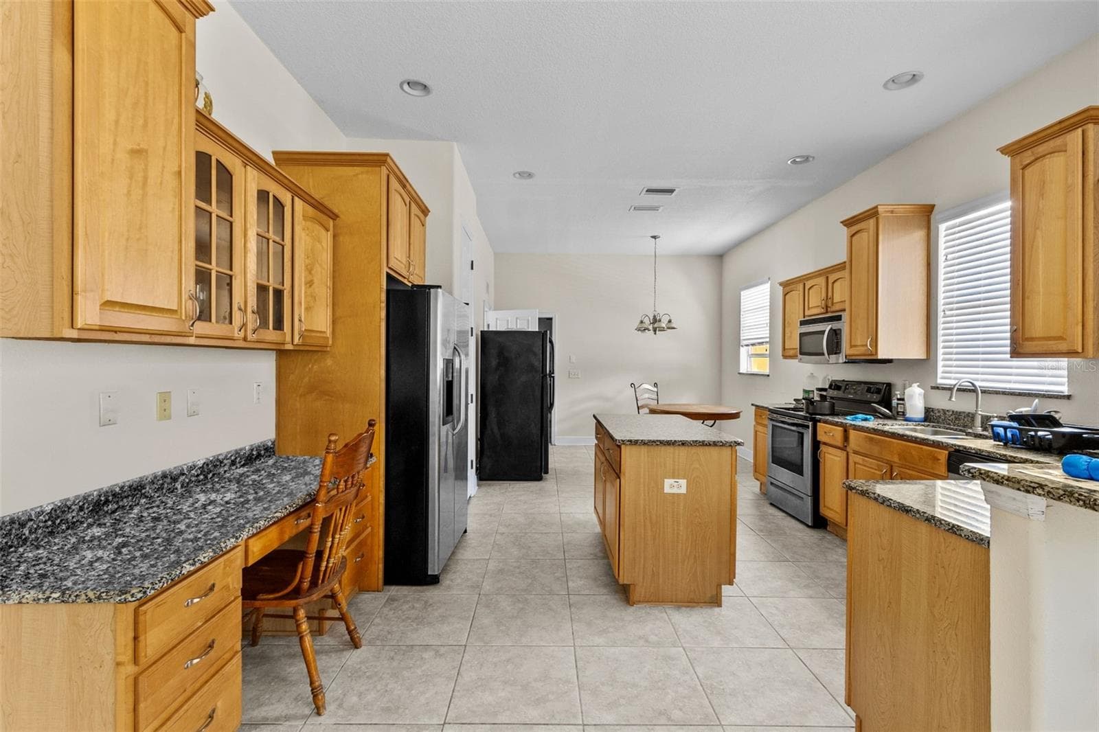 Single Family Residence at 4116 WOODACRE LN, TAMPA, photo 14 of 31