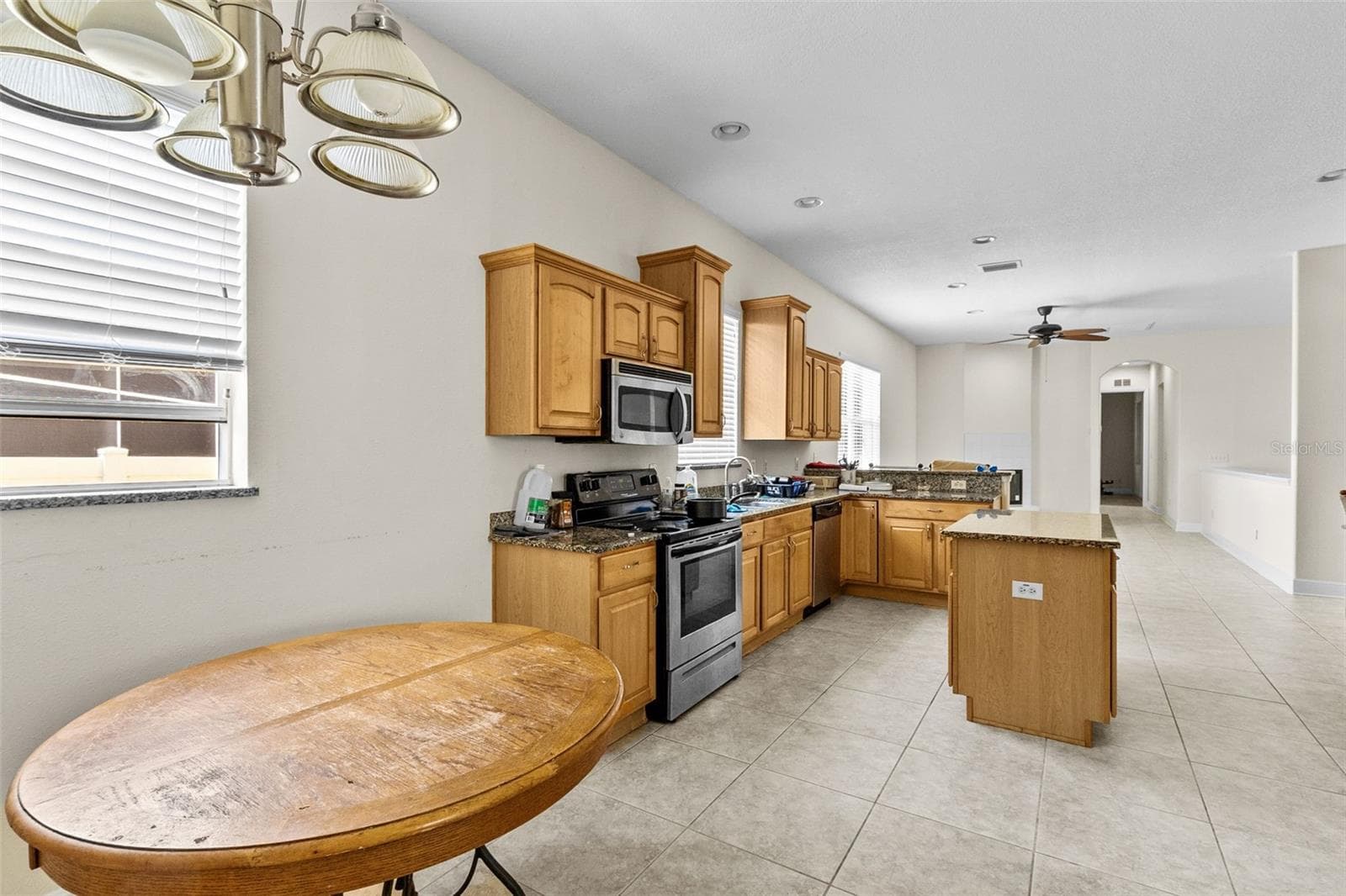Single Family Residence at 4116 WOODACRE LN, TAMPA, photo 15 of 31