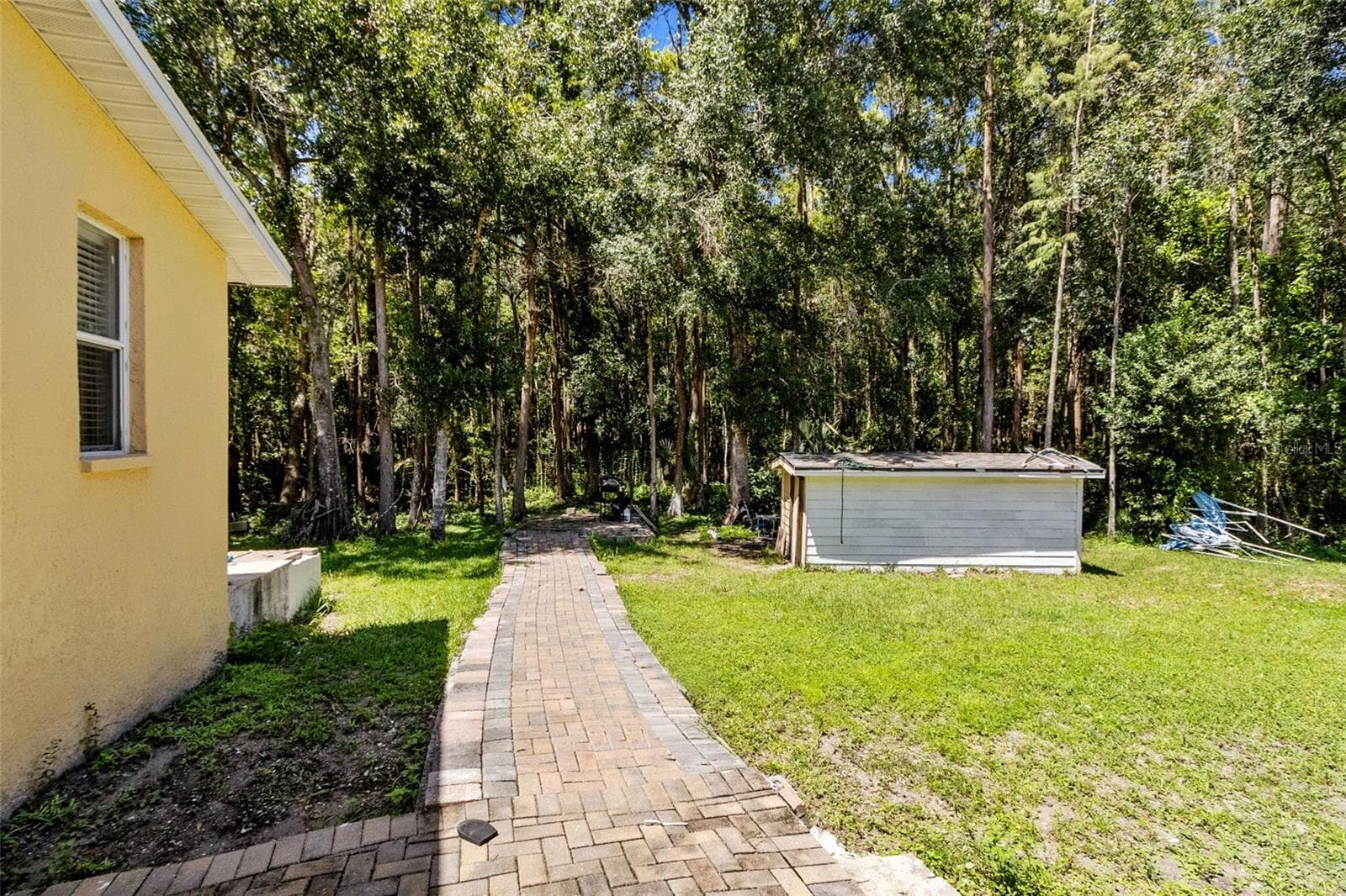 Shed is now Removed - 4116 WOODACRE LN, TAMPA