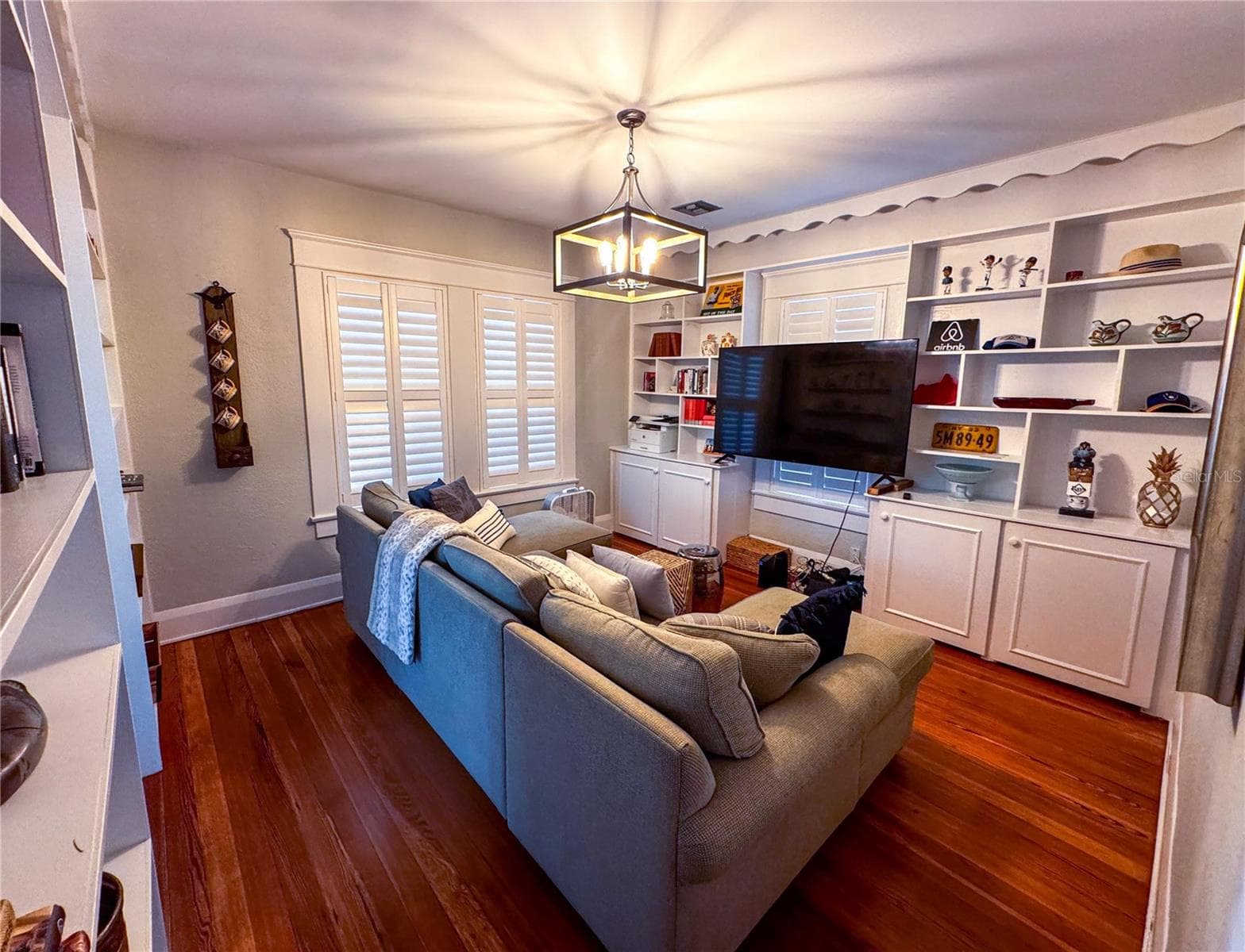 Single Family Residence at 3006 W HARBOR VIEW AVE, TAMPA, photo 10 of 65