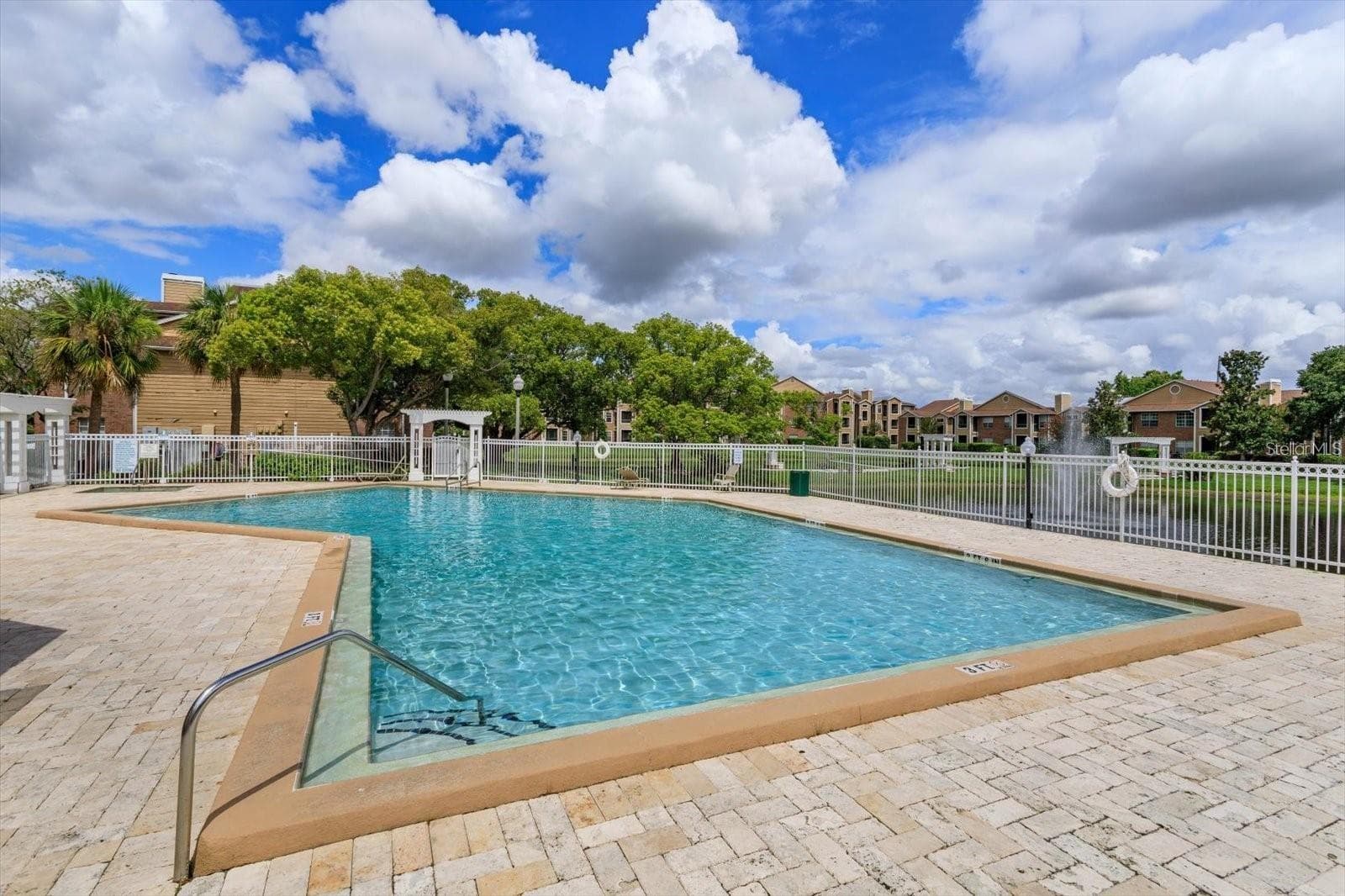 Condominium at 4400 THORNBRIAR LN #A202, ORLANDO, photo 13 of 42