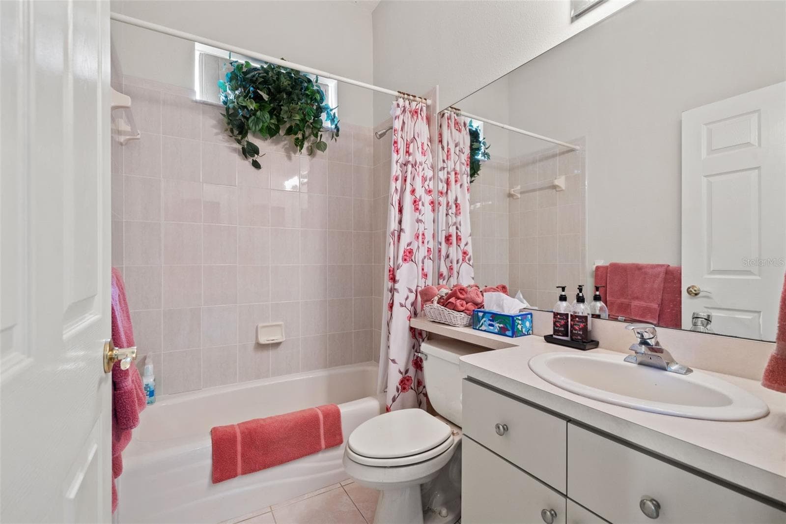 Single Family Residence at 10199 HOLLY BERRY DR, WEEKI WACHEE, photo 22 of 53
