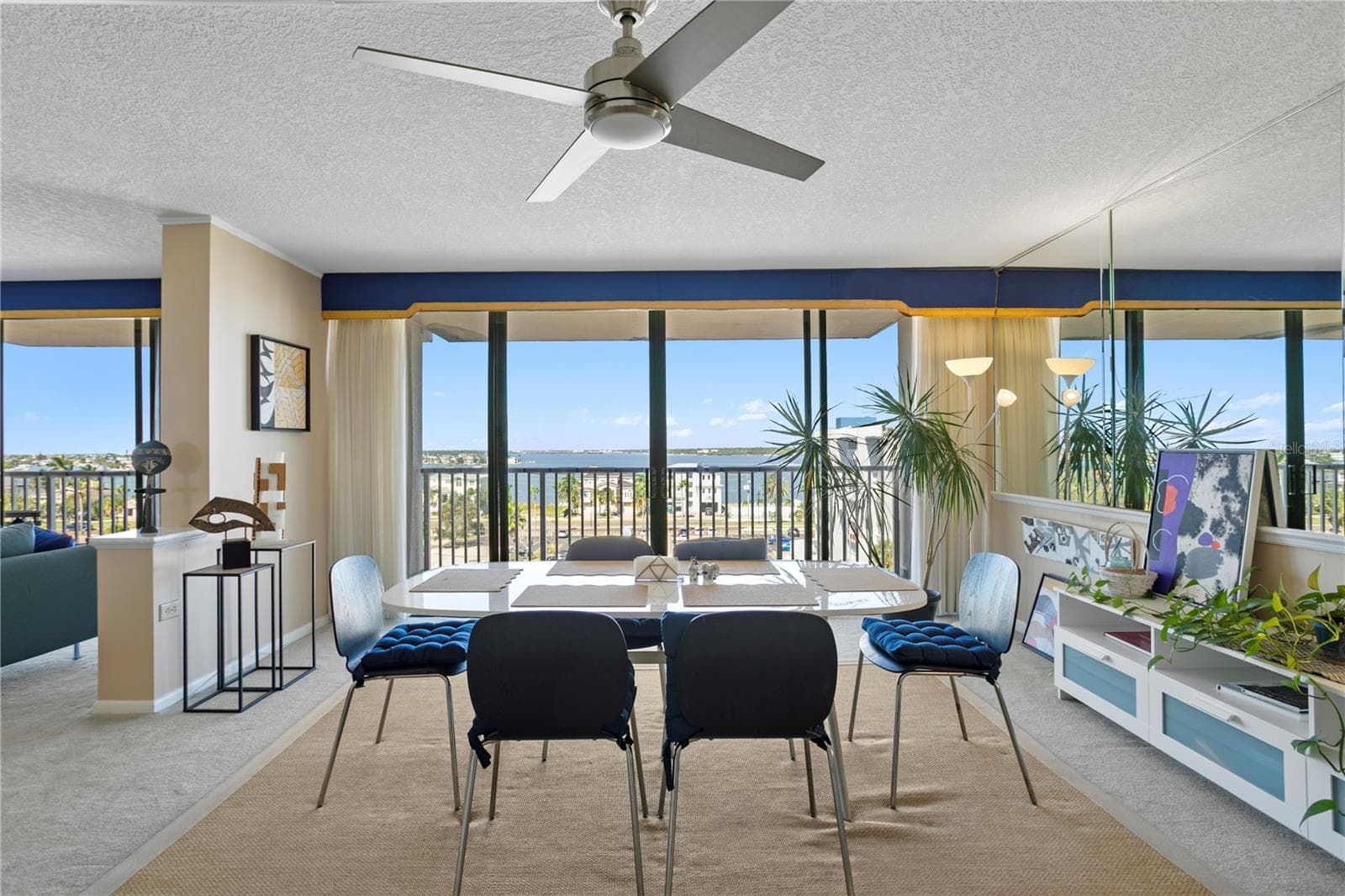 Condominium at 450 TREASURE ISLAND CSWY #702, TREASURE ISLAND, photo 7 of 35
