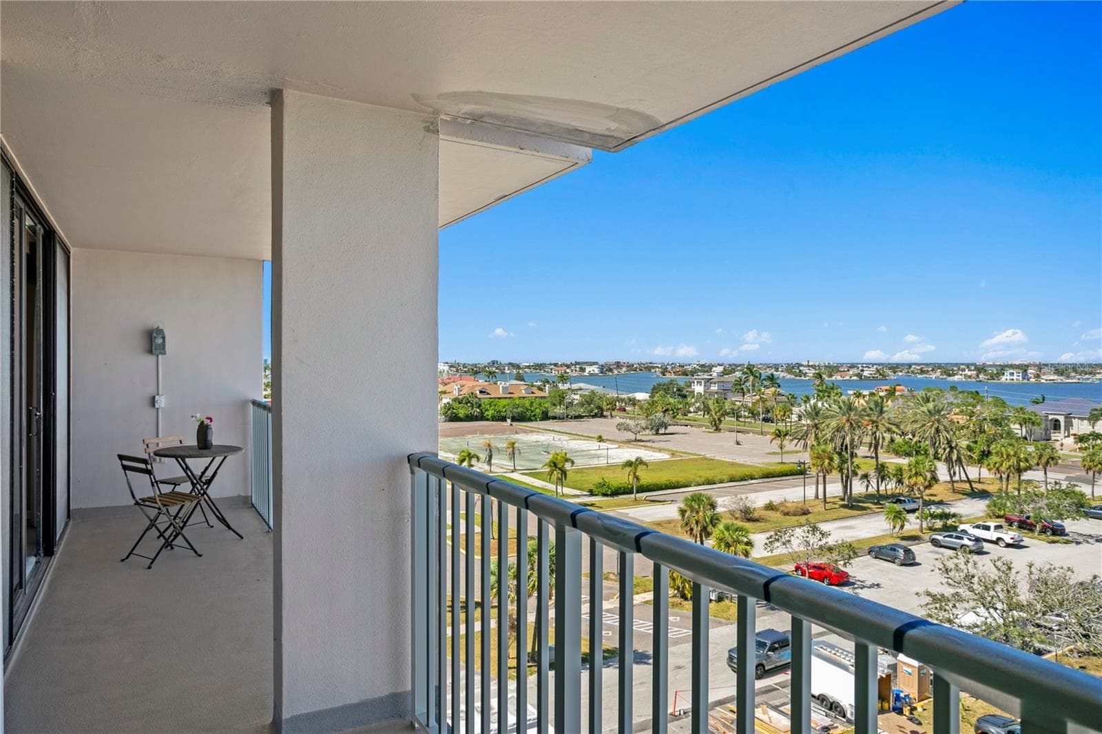 Condominium at 450 TREASURE ISLAND CSWY #702, TREASURE ISLAND, photo 24 of 35