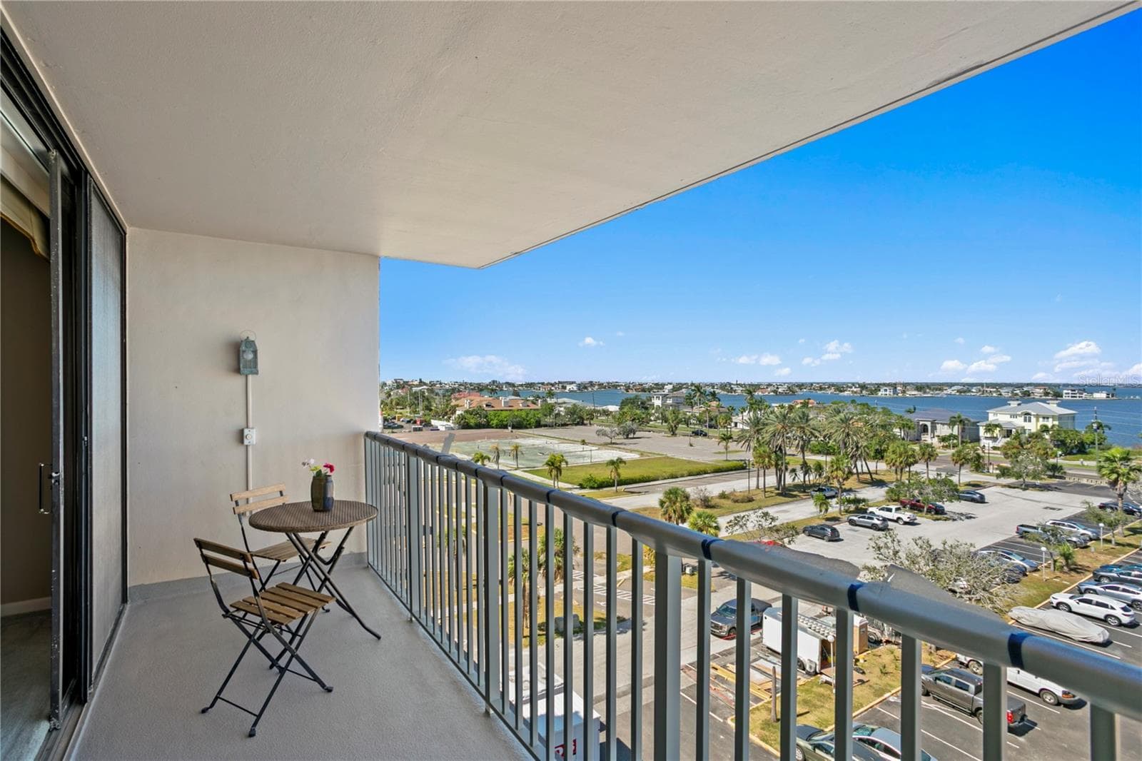Condominium at 450 TREASURE ISLAND CSWY #702, TREASURE ISLAND, photo 26 of 35