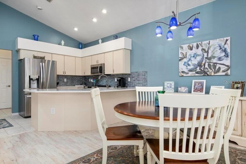 Townhouse at 1811 HIGHLAND RD, OSPREY, photo 11 of 19