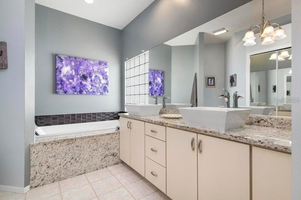 Townhouse at 1811 HIGHLAND RD, OSPREY, photo 16 of 19