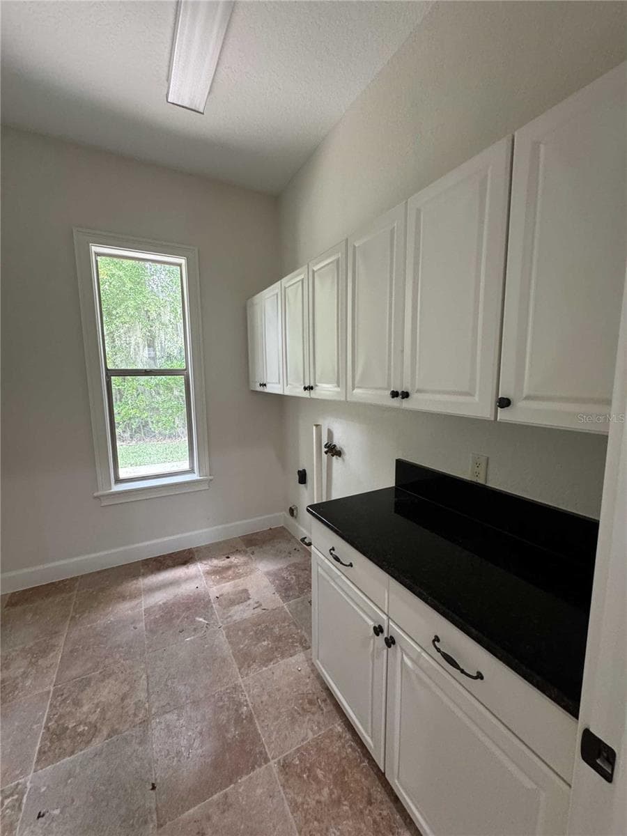 Single Family Residence at 1701 SE 28TH ST, OCALA, photo 18 of 40