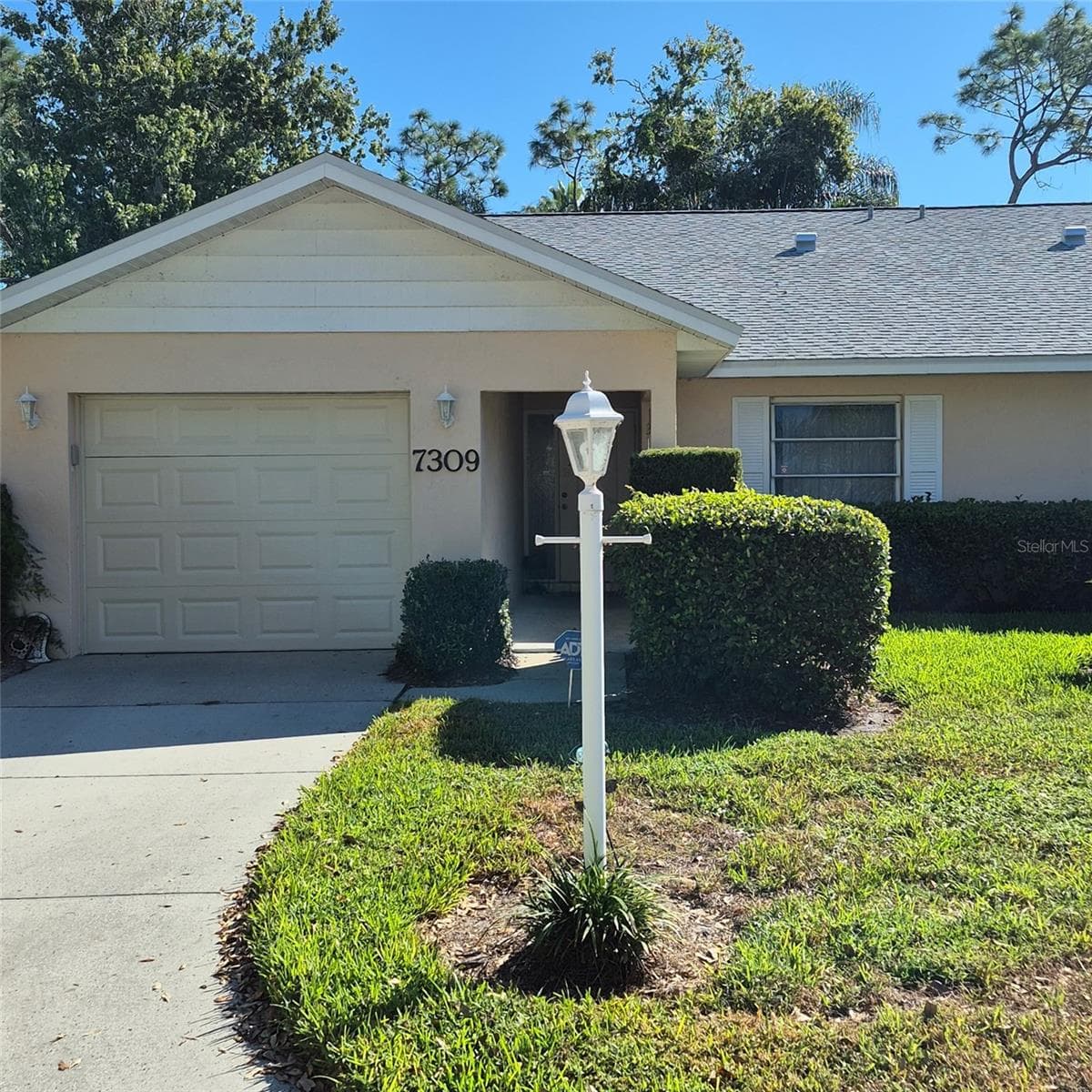 7309 ELEANOR CIR #7309