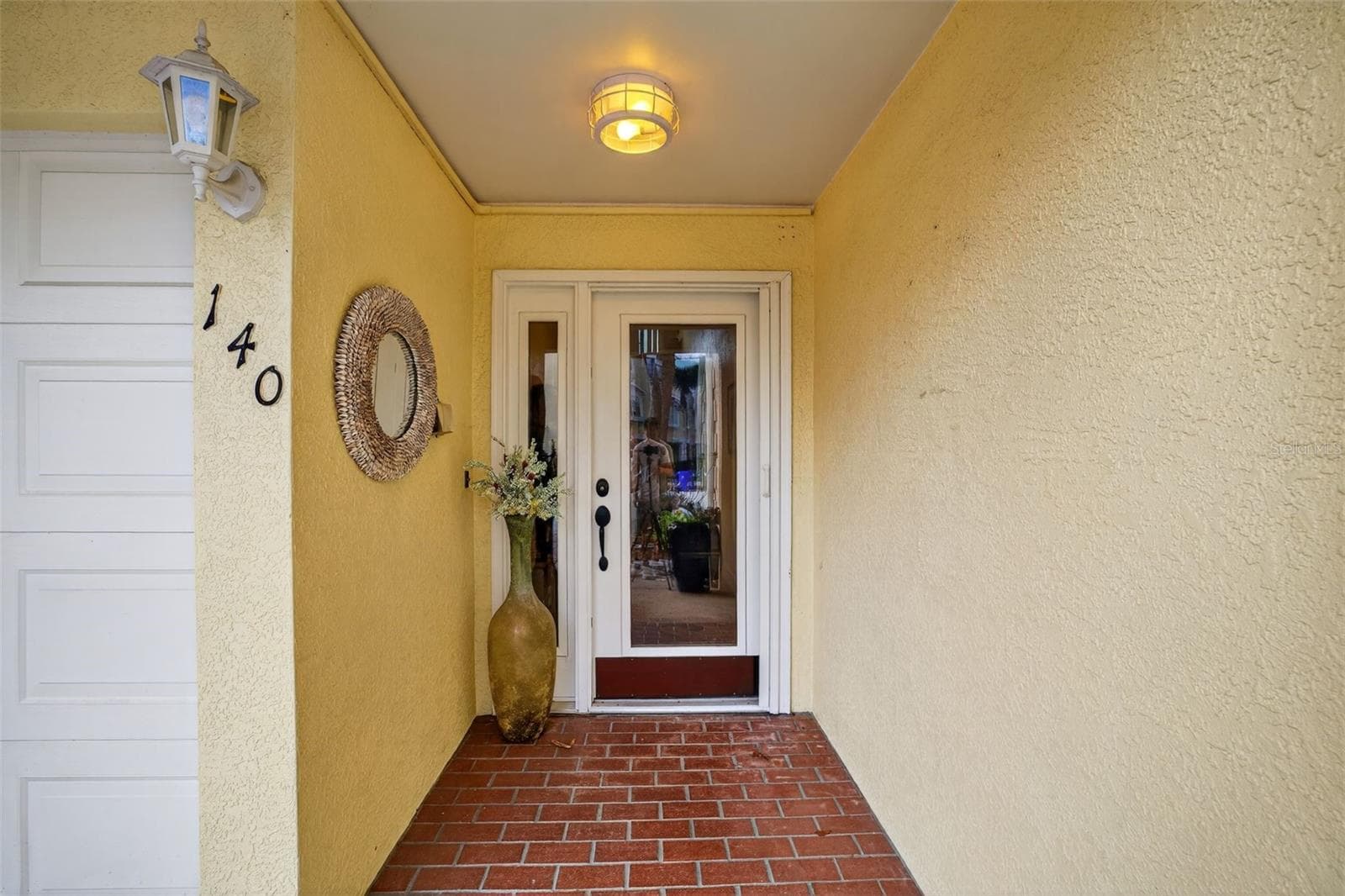 Townhouse at 140 BRENT CIR, OLDSMAR, photo 4 of 46