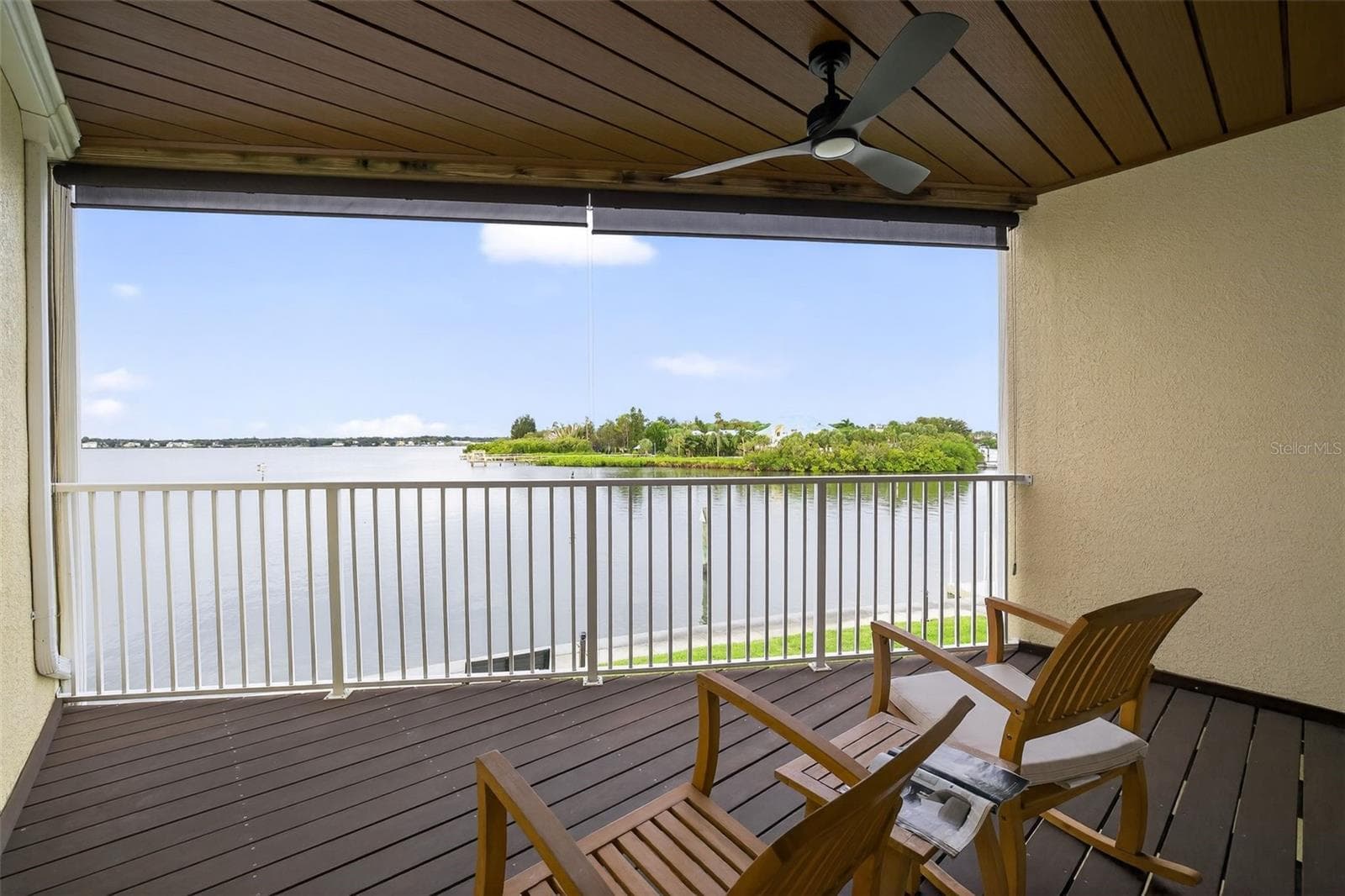 Townhouse at 140 BRENT CIR, OLDSMAR, photo 14 of 46