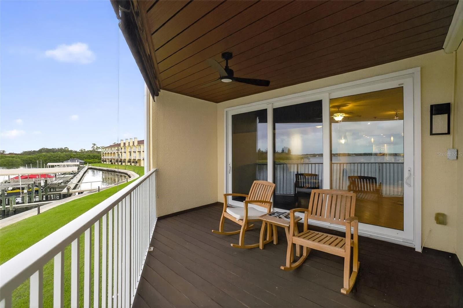 Townhouse at 140 BRENT CIR, OLDSMAR, photo 25 of 46