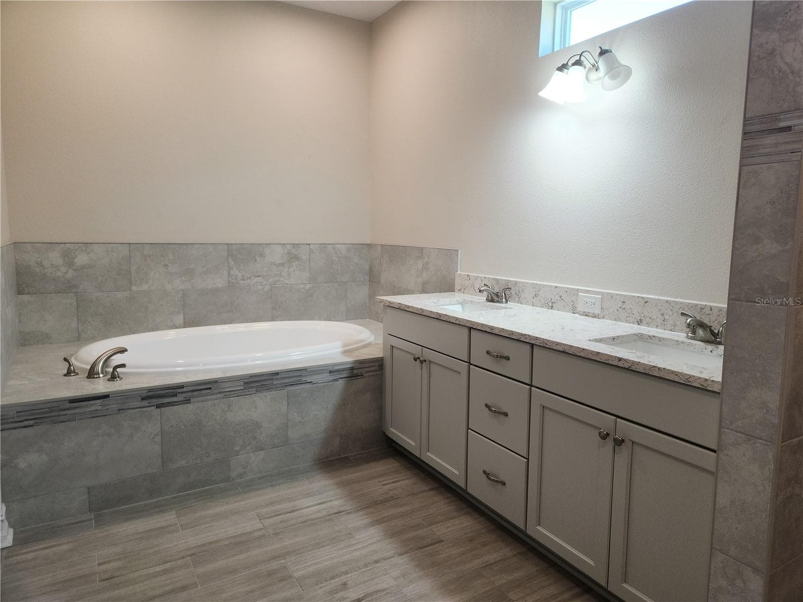 Single Family Residence at 416 SHANNON ESTATES CT, PLANT CITY, photo 25 of 32