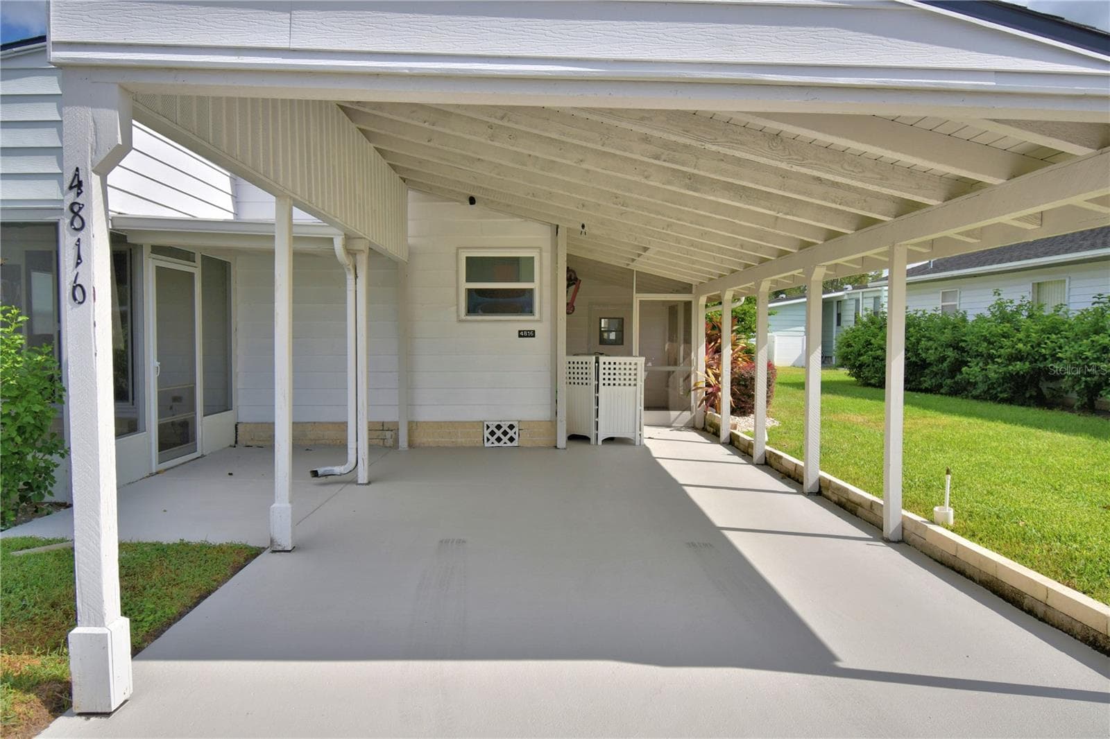 Manufactured Home at 4816 GOLDENVIEW LN, LAKELAND, photo 12 of 83