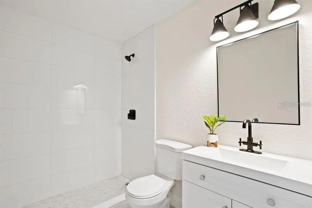 Bathroom #2 - 2722 14TH AVE S, ST PETERSBURG