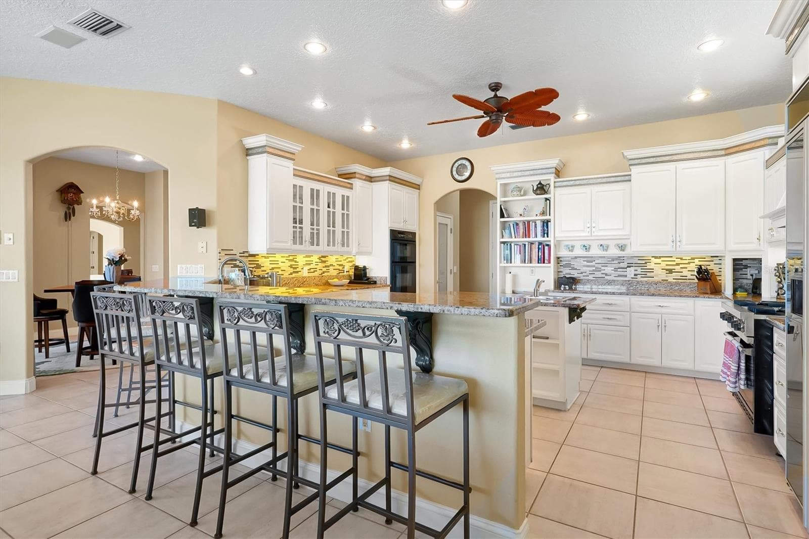 Single Family Residence at 4209 LAKE LOCKHART DR, ORLANDO, photo 6 of 31