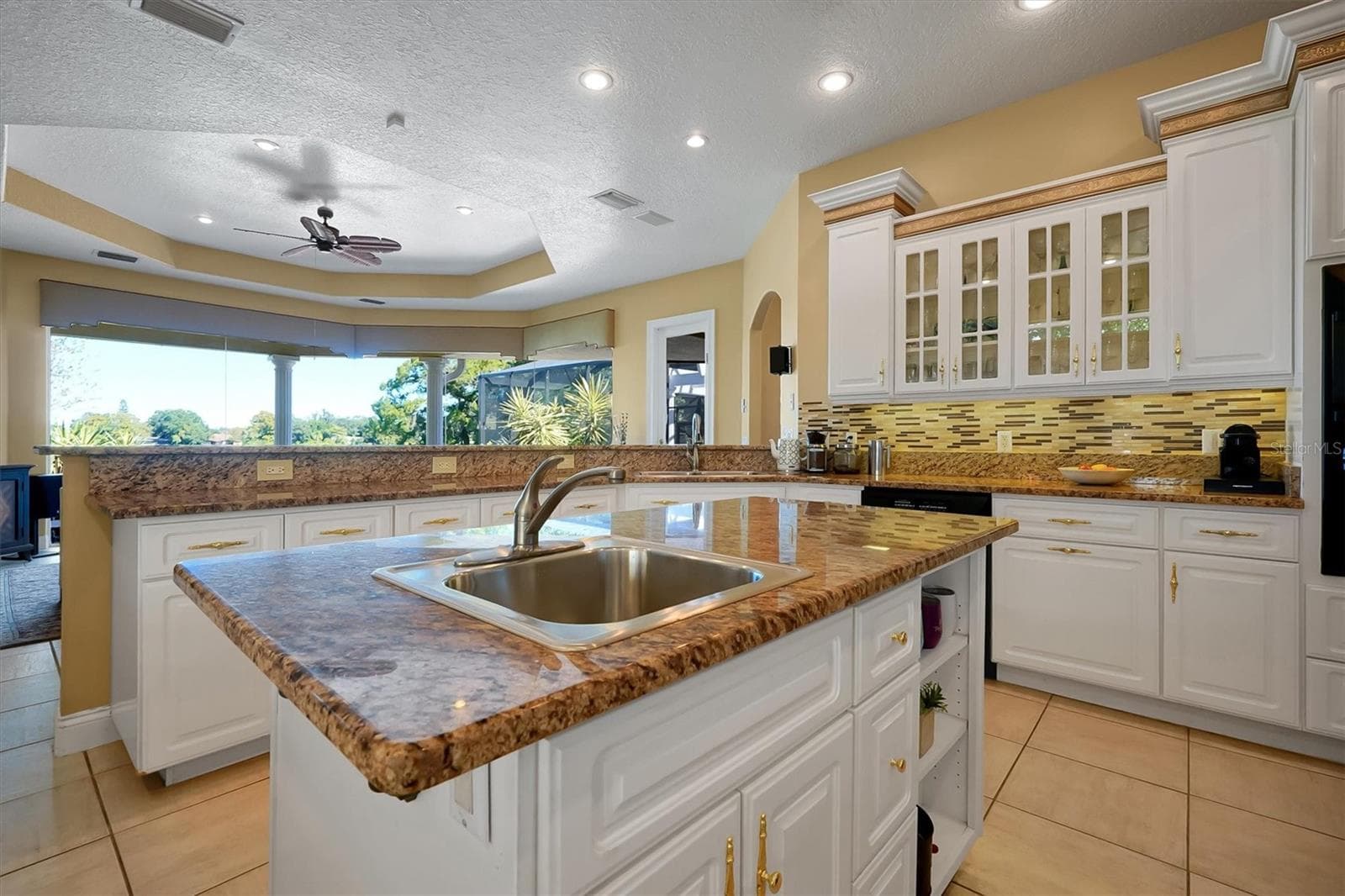 Single Family Residence at 4209 LAKE LOCKHART DR, ORLANDO, photo 7 of 31