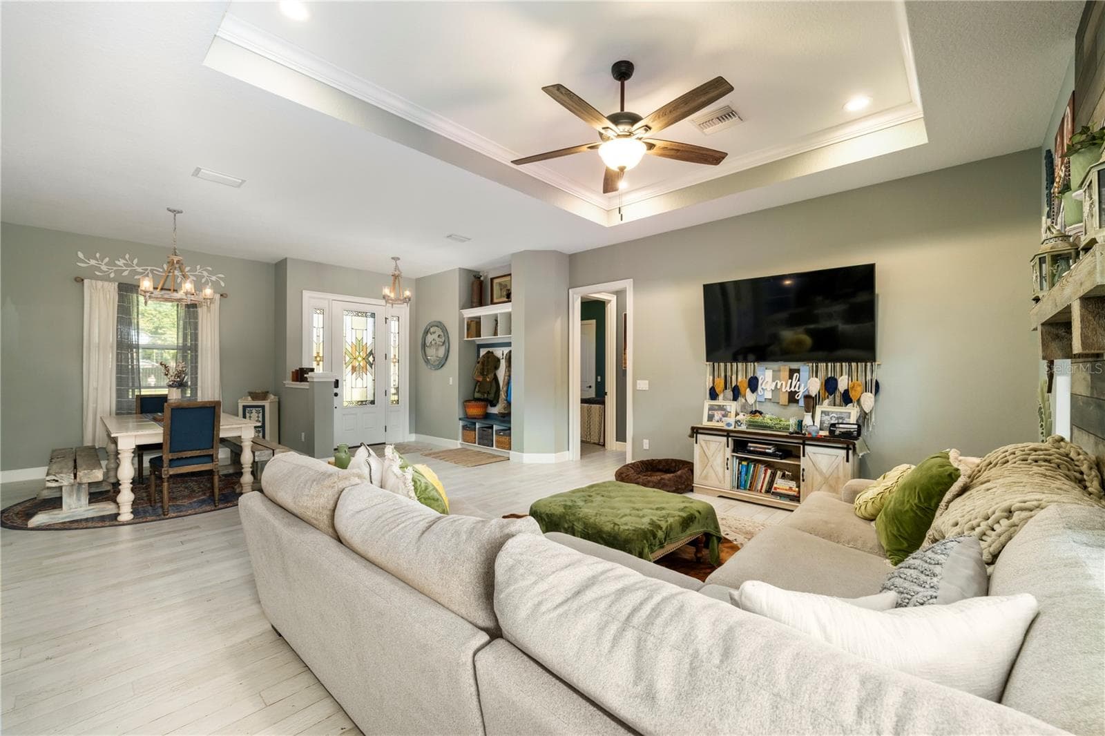 Single Family Residence at 35638 CALLA CT, LEESBURG, photo 16 of 44