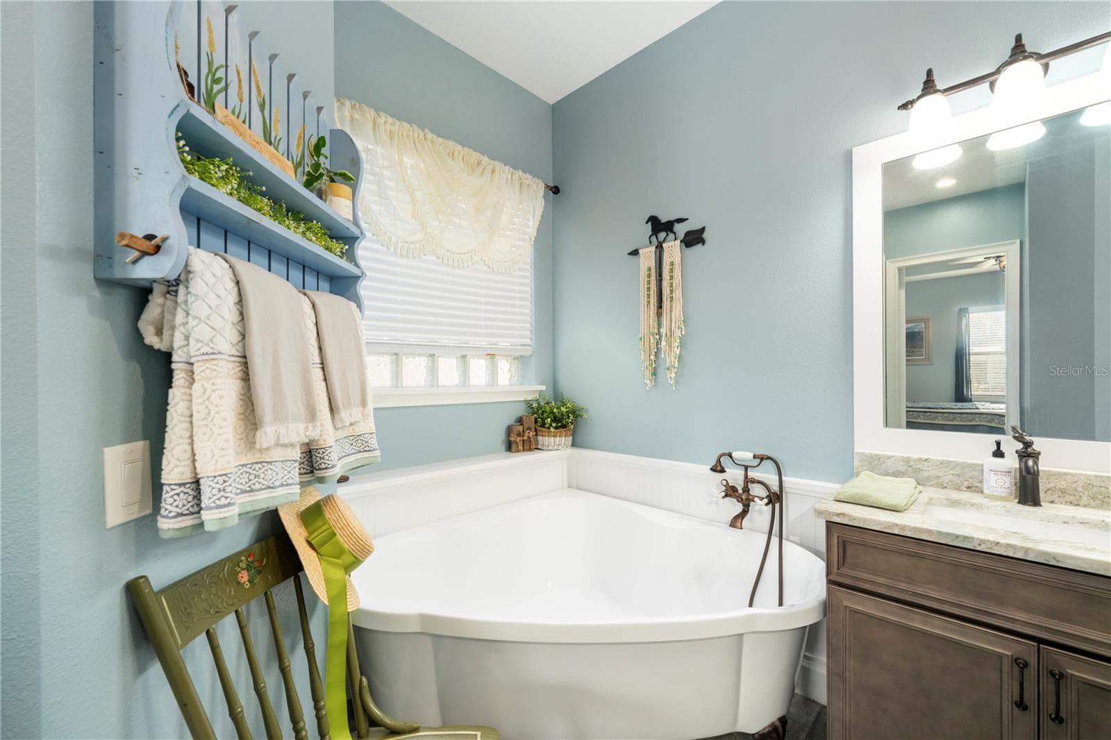 Single Family Residence at 35638 CALLA CT, LEESBURG, photo 23 of 44