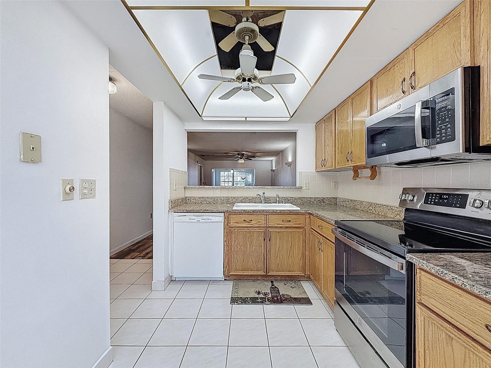 Condominium at 11403 VERSAILLES LN #E, PORT RICHEY, photo 10 of 88