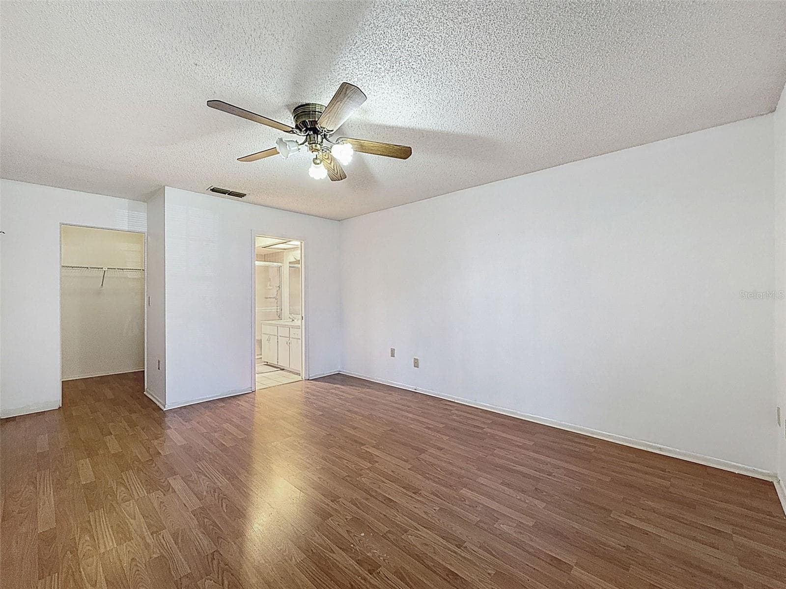 Primary Bedroom - 11403 VERSAILLES LN #E, PORT RICHEY