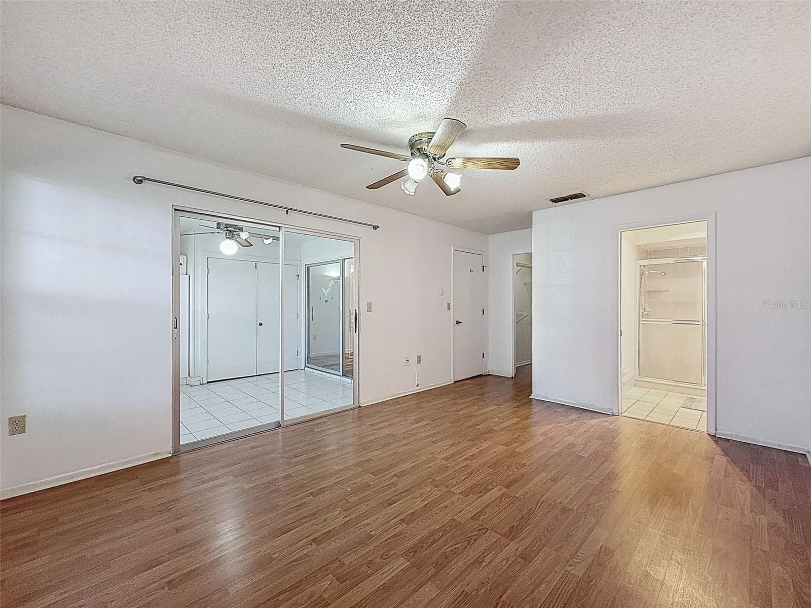 Condominium at 11403 VERSAILLES LN #E, PORT RICHEY, photo 28 of 88