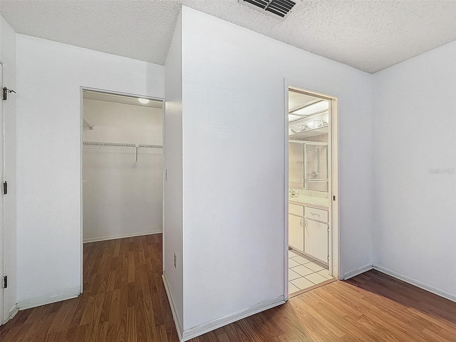 Condominium at 11403 VERSAILLES LN #E, PORT RICHEY, photo 42 of 88